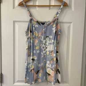 Fit and flare Pale blue floral tank top size 00 torrid